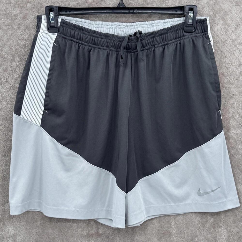 Nike Dri-FIT Shorts Mens XL Gray Colorblock Athletic Gym Running Training Jogger